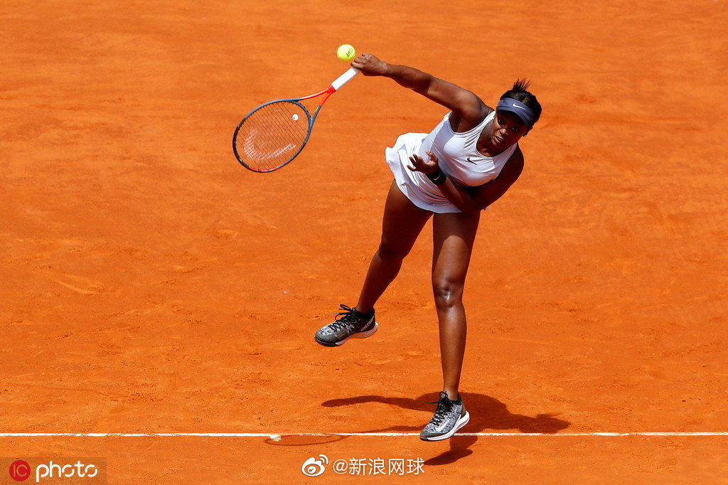 爱游戏体育- 阿扎伦卡遭遇十二连败,德国队教练面临压力了吗 